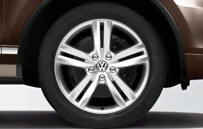 Диск литой R20 VAG дизайн Pikes Peak Brillantchrom для VW Touareg (7P) 2010-н.в.